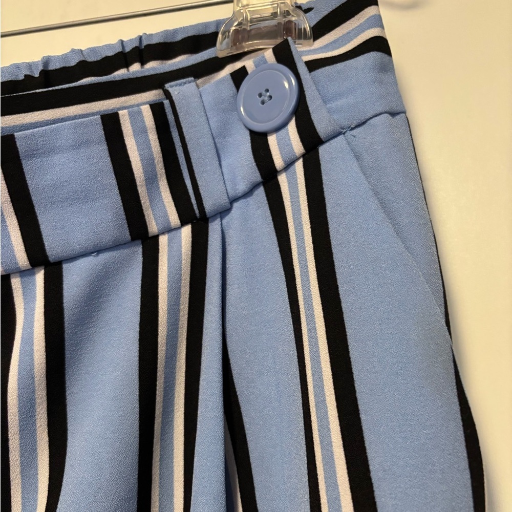 NWOT Flowy Striped Blue and Black Pants size  Large - Picture 3 of 4